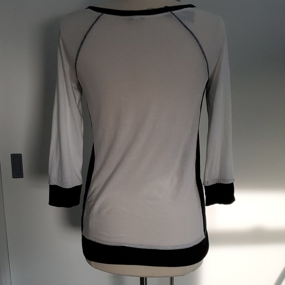 NWT - Express 3/4 Sleeve Top - Picture 3 of 4